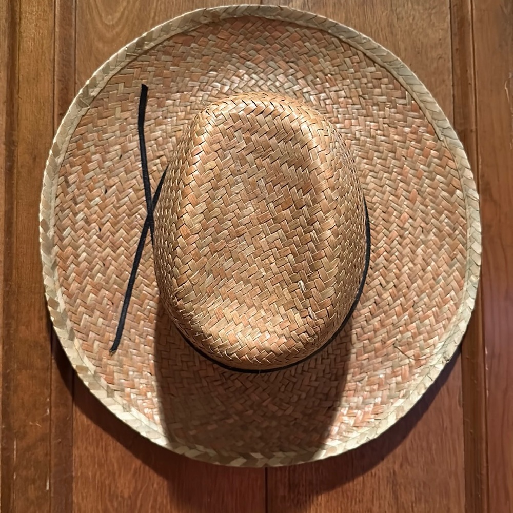 ⚜️GUC western cowboy straw hat approximately 7”x8 1/2” - does have some stretch - Picture 2 of 6